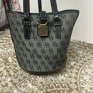 Dooney Bourke handbags black signature bucket bag c with lock closure